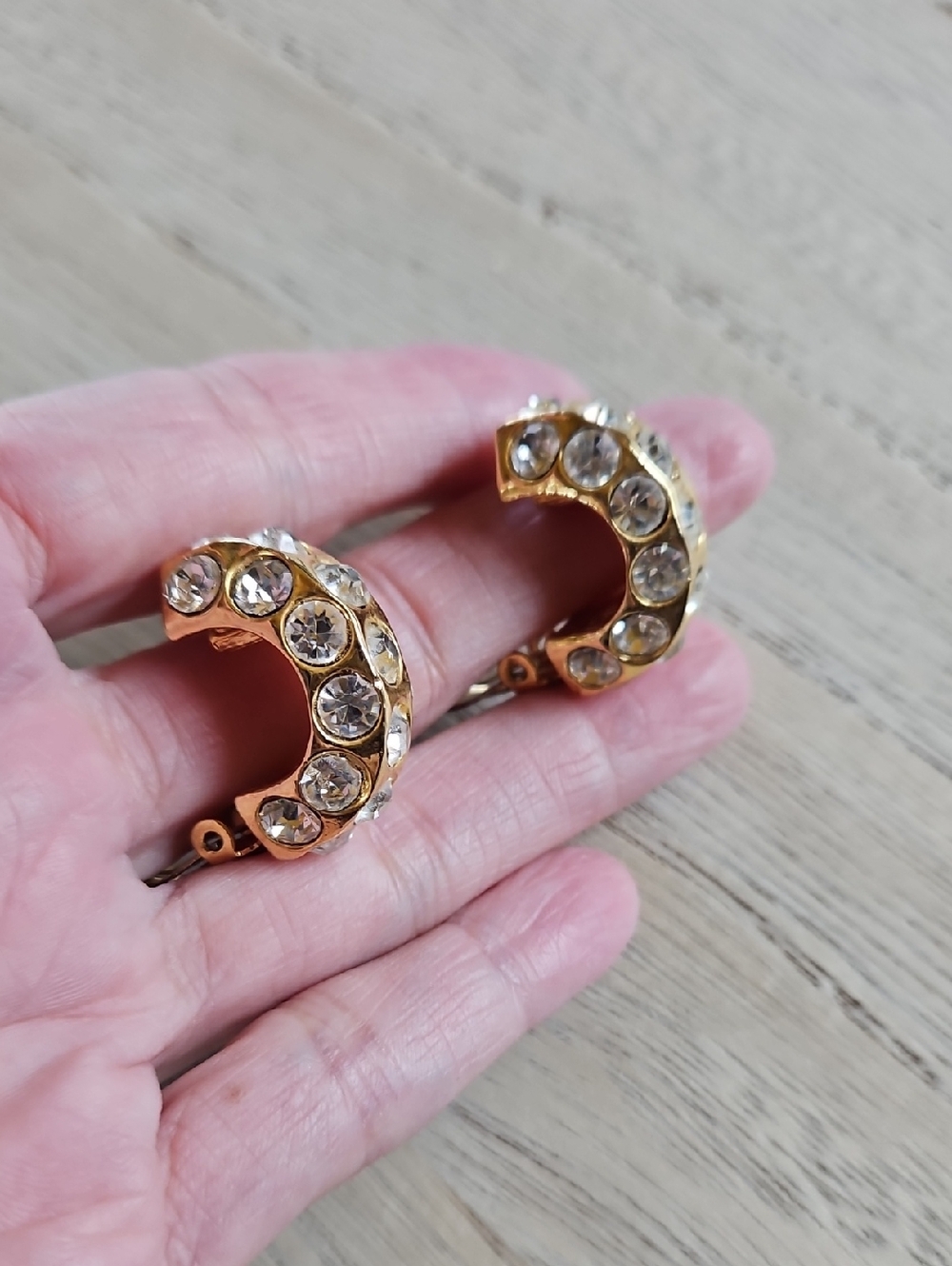 Clear rhinestone half hoop gold tone clip on earrings Prom Wedding - Picture 3 of 7